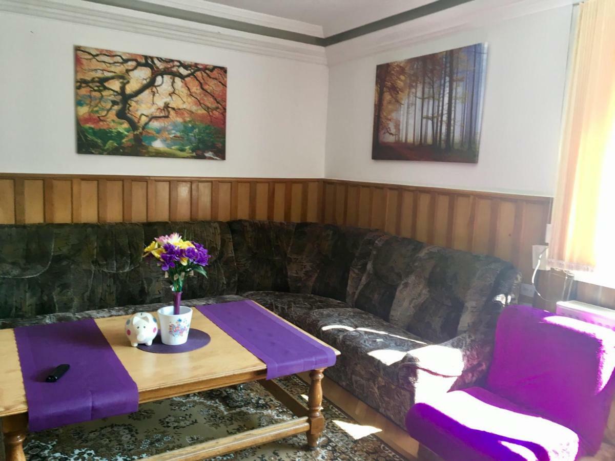 Rolling Stone Hostel Brasov Exterior photo