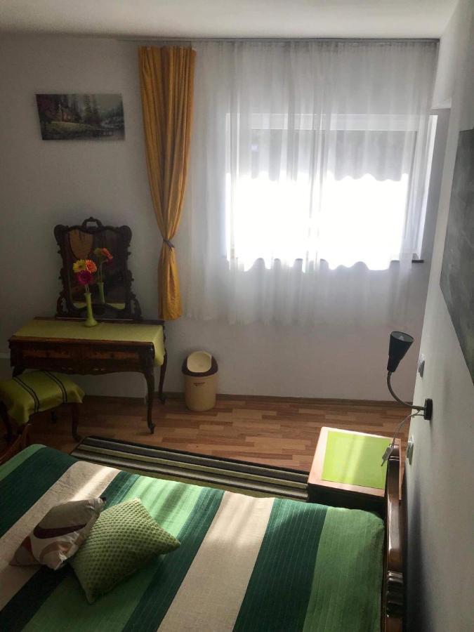 Rolling Stone Hostel Brasov Exterior photo